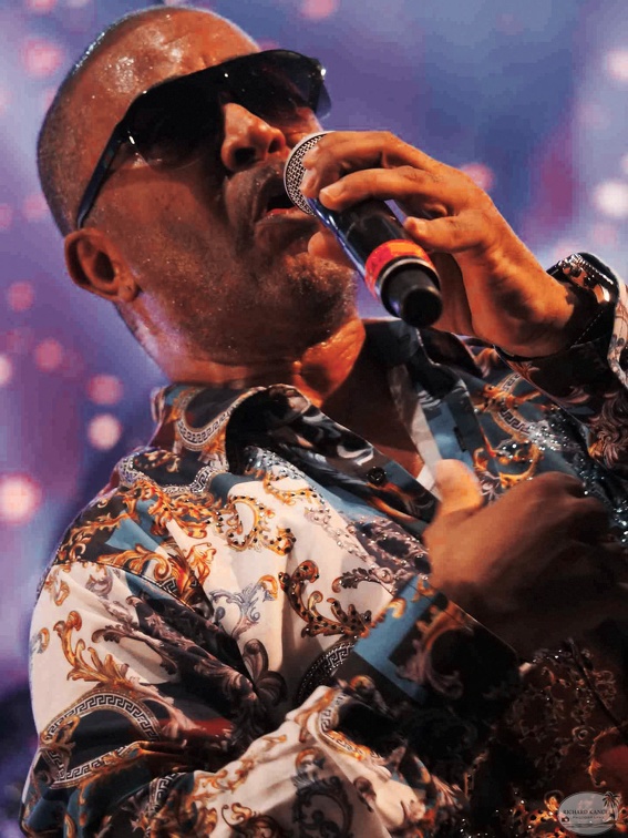_1084351kool-and-gang.jpg