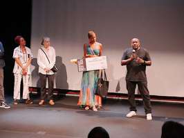 P1007353-nouveaux-regards