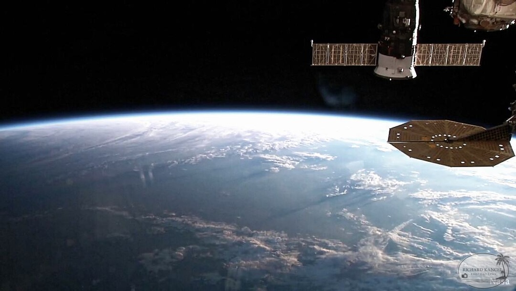 iss-01.jpg