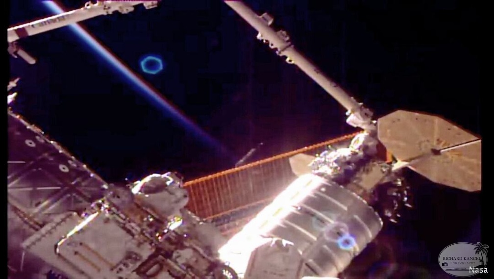 iss-02.jpg