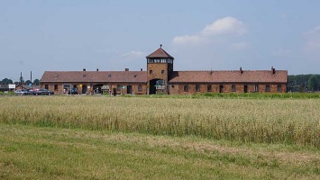 Auschwitz-Birkenau-14
