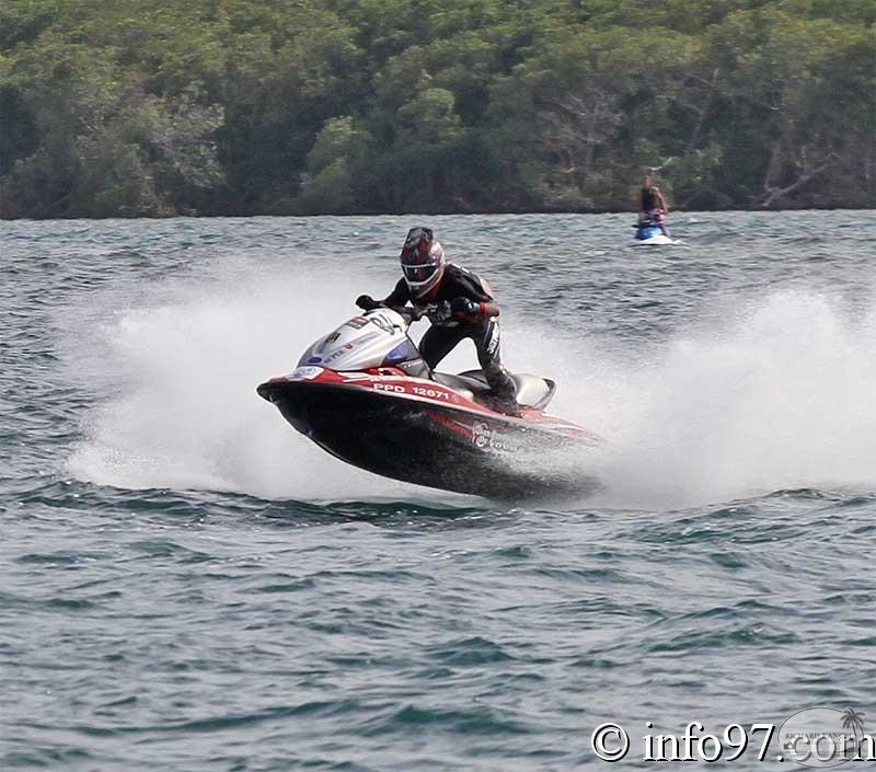 karujet2010-amateur14.jpg