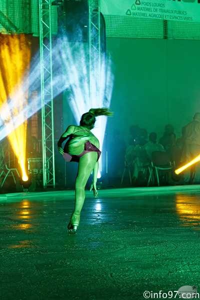 SHOW-TIME-ON-ICE-22.jpg