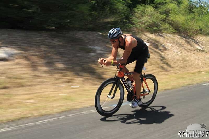 velo-tria-b-6.jpg