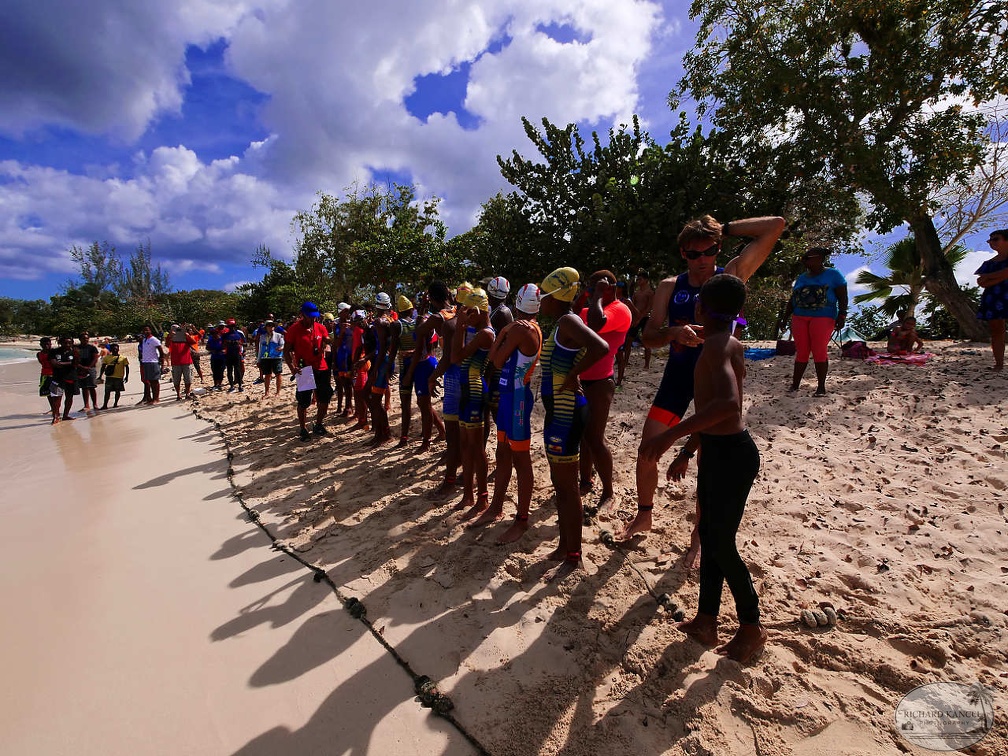 P1039613gwadloup-tri-course.jpg