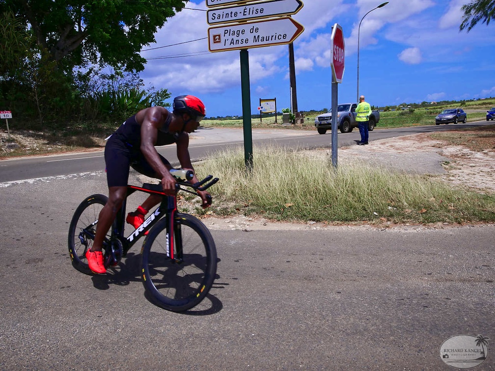 P1039647gwadloup-tri-course.jpg