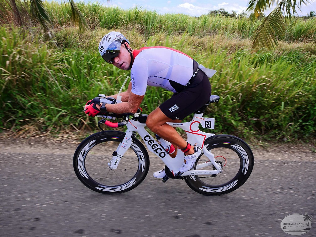 P1039672gwadloup-tri-course.jpg