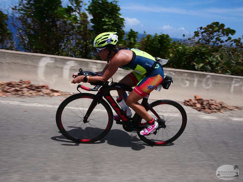 martinez-velo.jpg