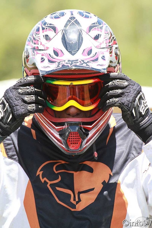 portrait-motocrosss10.jpg