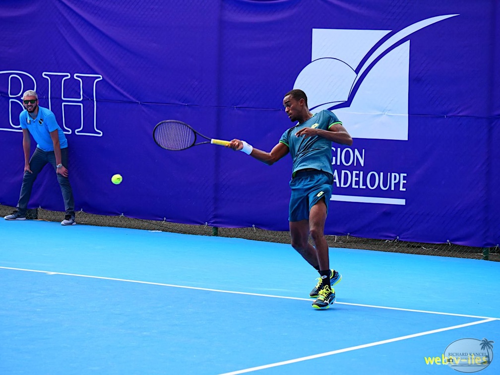open-tennis-guadeloupe-j411.jpg