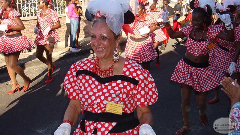 carnaval-baie-mahault2.jpg