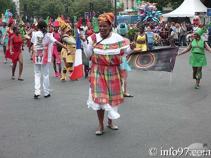 defile-paris-carnaval14.jpg