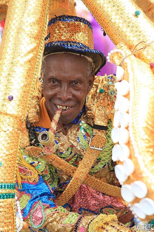 costume-trinidad11.jpg