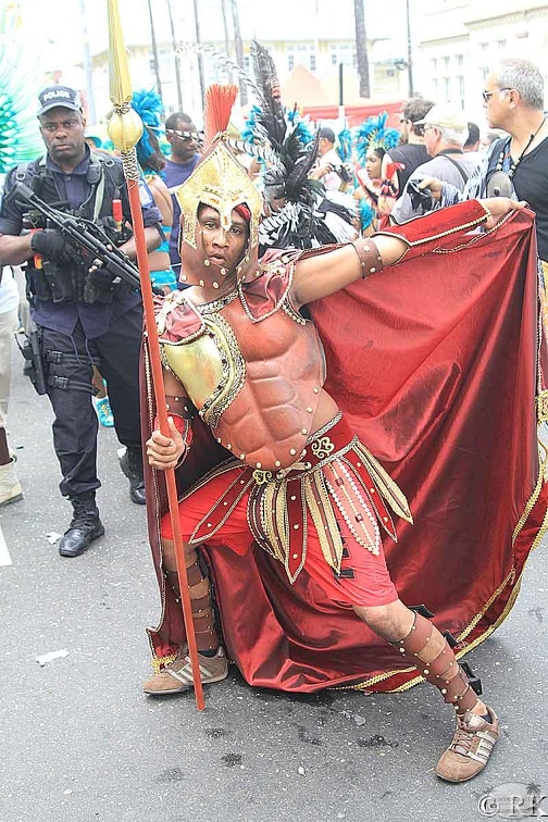 costume-trinidad24.jpg