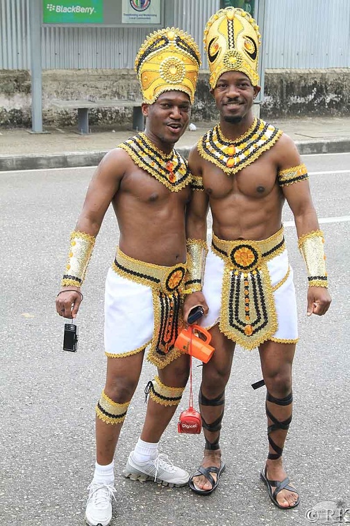 costume-trinidad3.jpg
