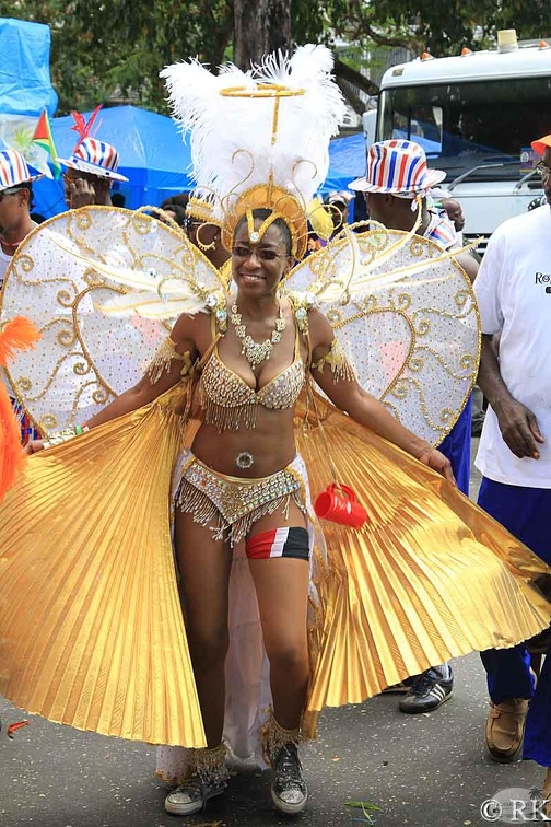 costume-trinidad33.jpg