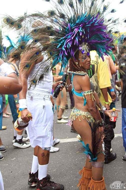 costume-trinidad5.jpg