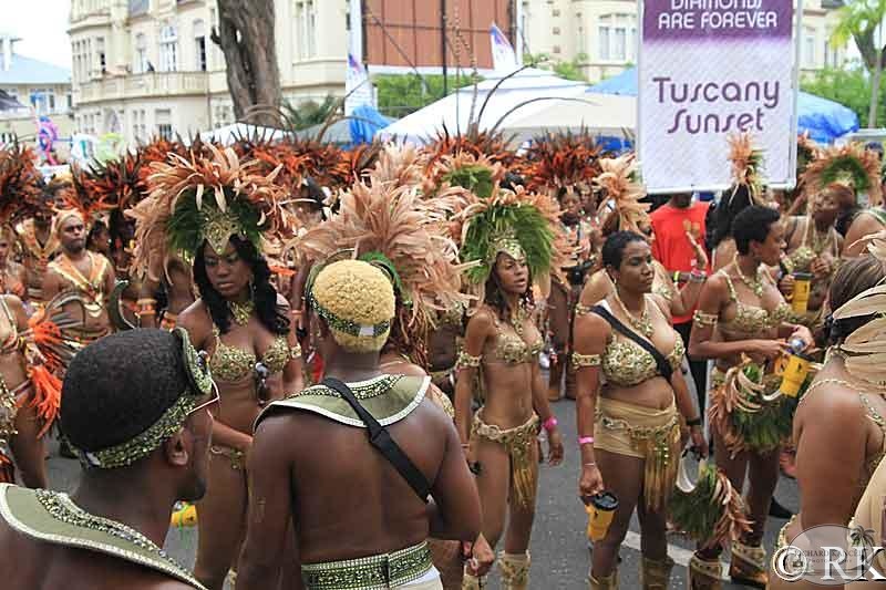 costume-trinidad7.jpg
