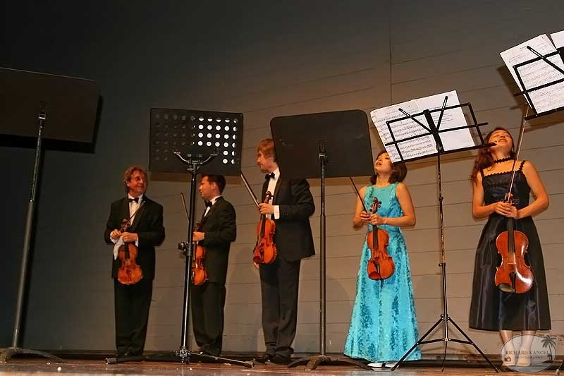 camerata7.jpg