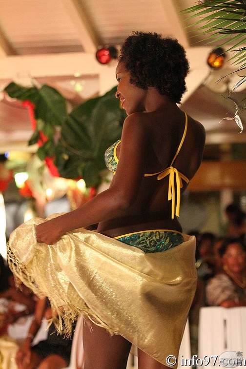 miss-2010-maillot15.jpg