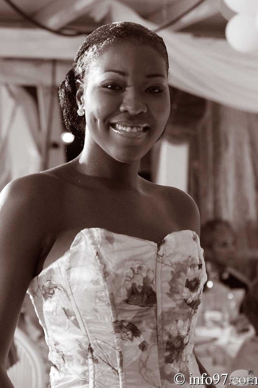 miss-guadeloupe2010-robe16.jpg