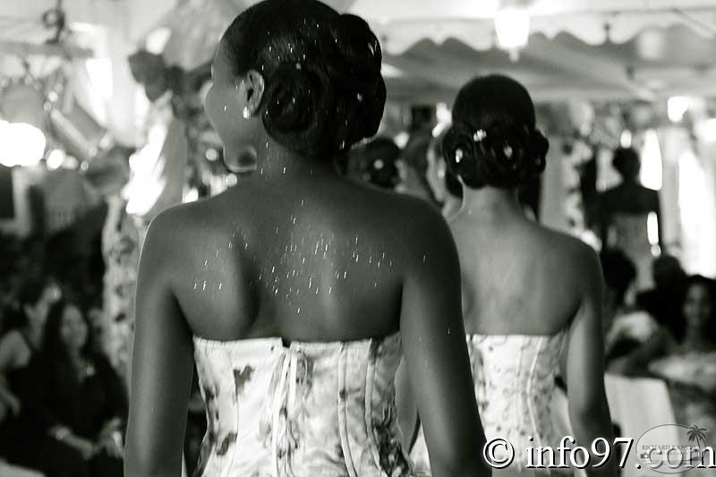 miss-guadeloupe2010-robe17.jpg