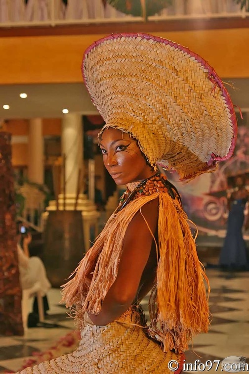 defile-golden-glam-55.jpg