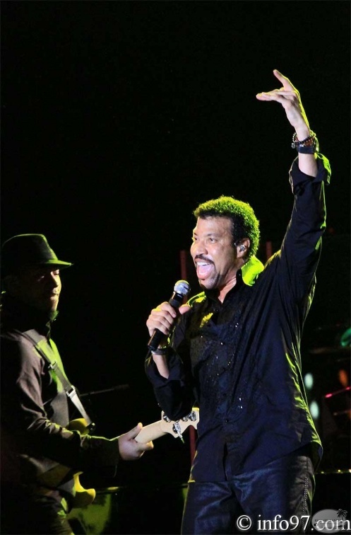 lionel-richie49-la.jpg
