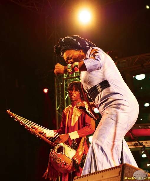oumou-sangare-23.jpg