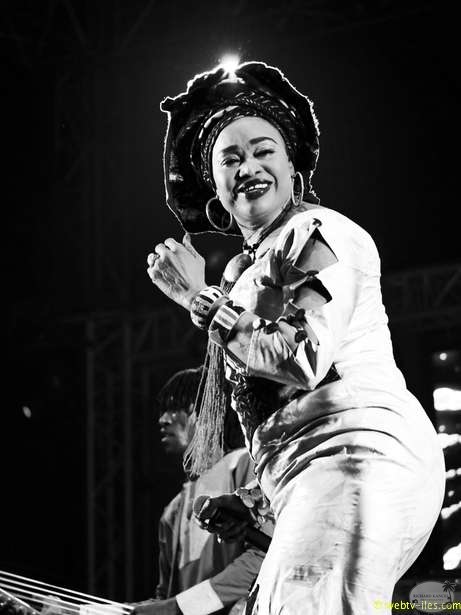 oumou-sangare-24.jpg