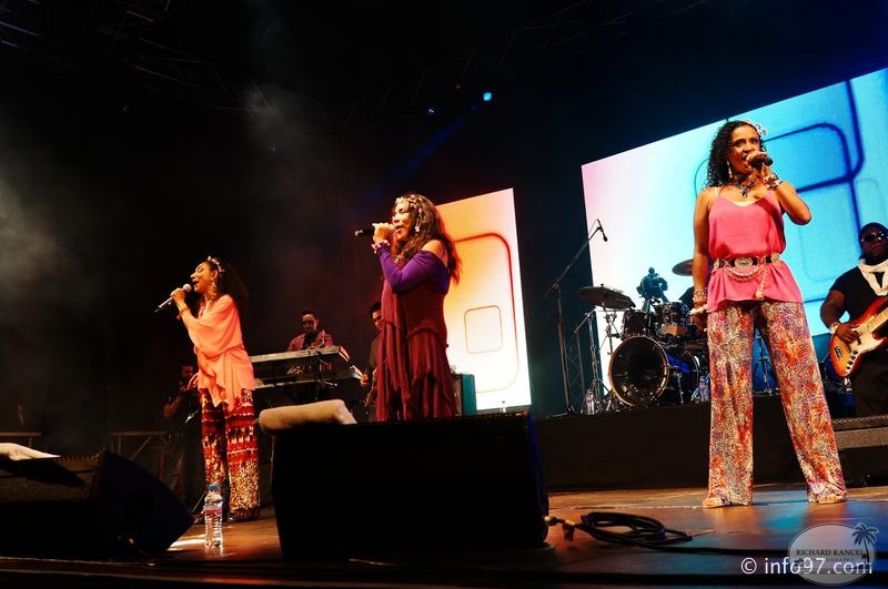 Sister-Sledge-05.jpg