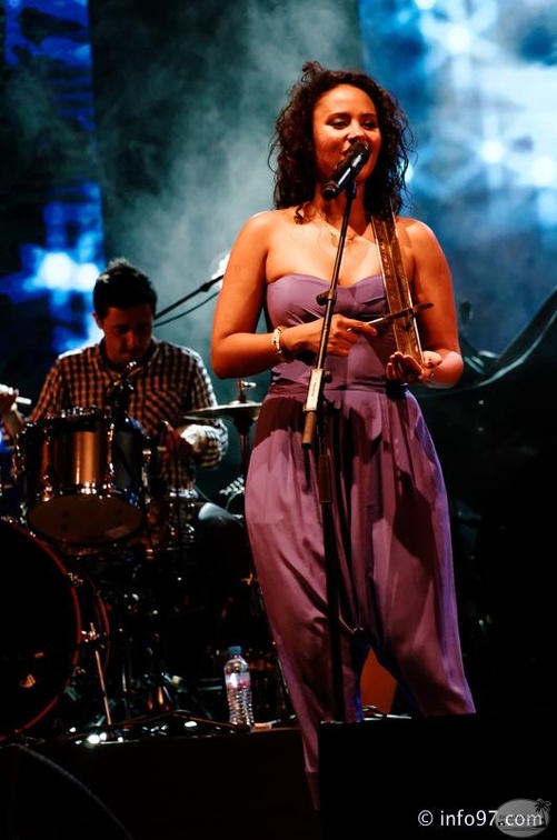 mayra-andrade-40.jpg