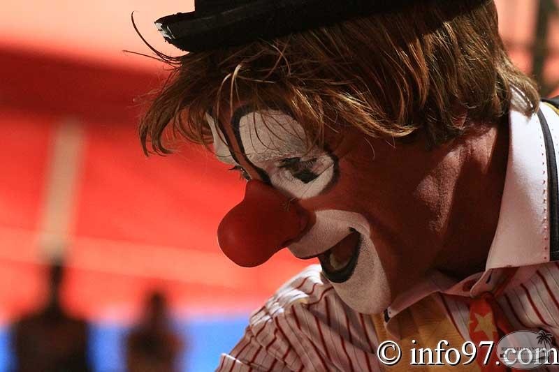 clown2.jpg