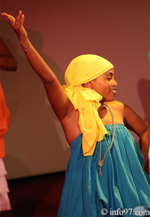 femi-2010-10.jpg