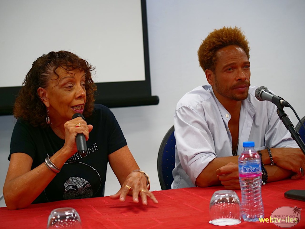 gary-dourdan07.jpg