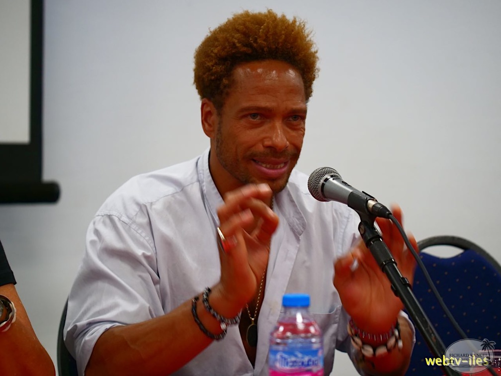 gary-dourdan10.jpg