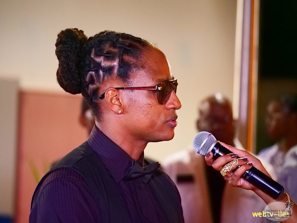 femi-201832.jpg