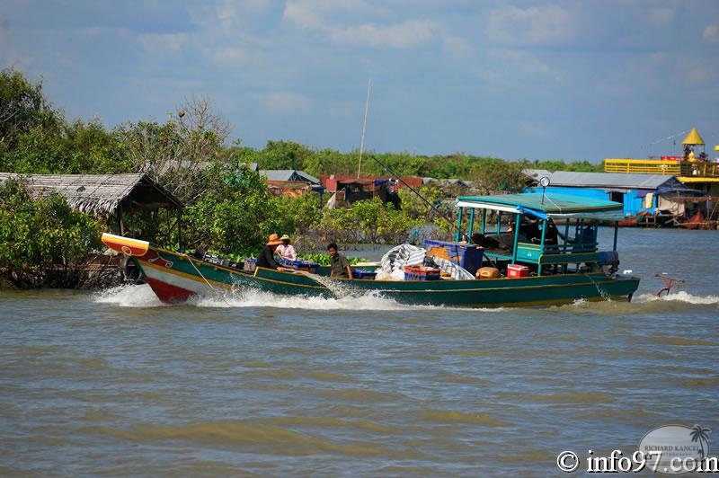 DSC04728phnompenh-siemreap.jpg