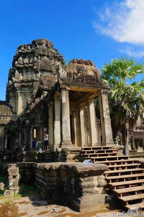 DSC05544temple-angkor-vat.jpg