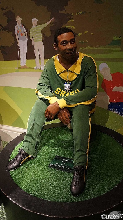 muse-madame-tussauds-38.jpg