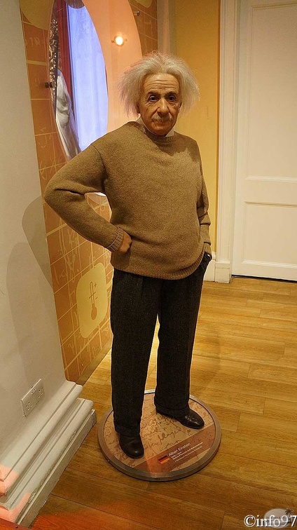 muse-madame-tussauds-45.jpg
