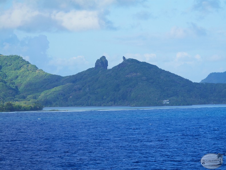 P1010316-Huahine.jpg