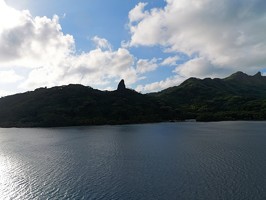 P1010337-Huahine
