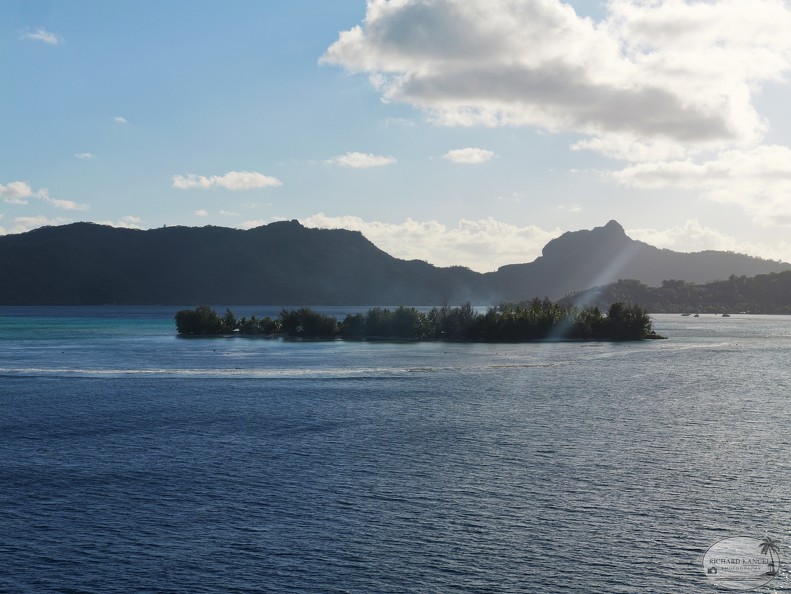 P1010268-Moorea.jpg