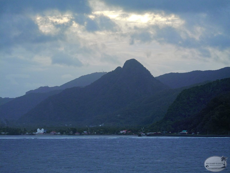 P1010076-Pago-Pago.jpg