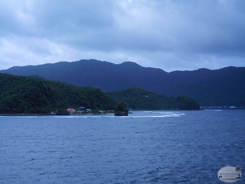 P1010078-Pago-Pago.jpg
