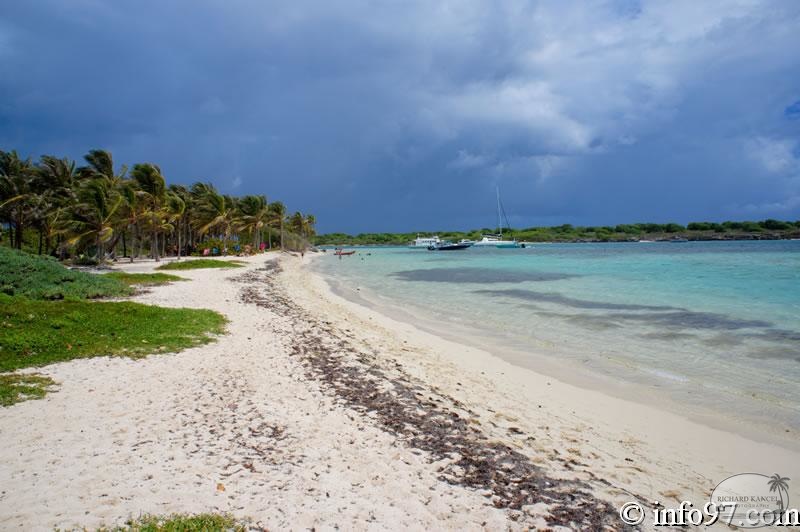 DSC05760-Petite-Terre.jpg