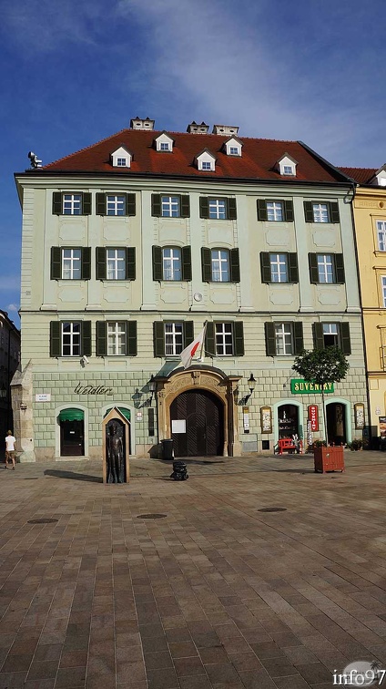 bratislava20.jpg