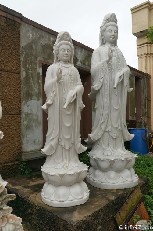 DSC02758sculpture-danang.jpg