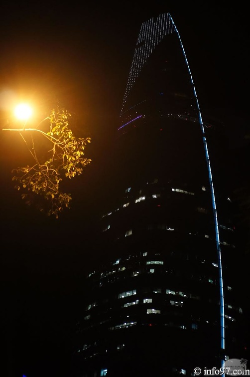 DSC06258saigon-night.jpg